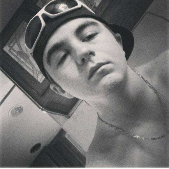 Meet your Posher, Jesse - Picture 1 of 1